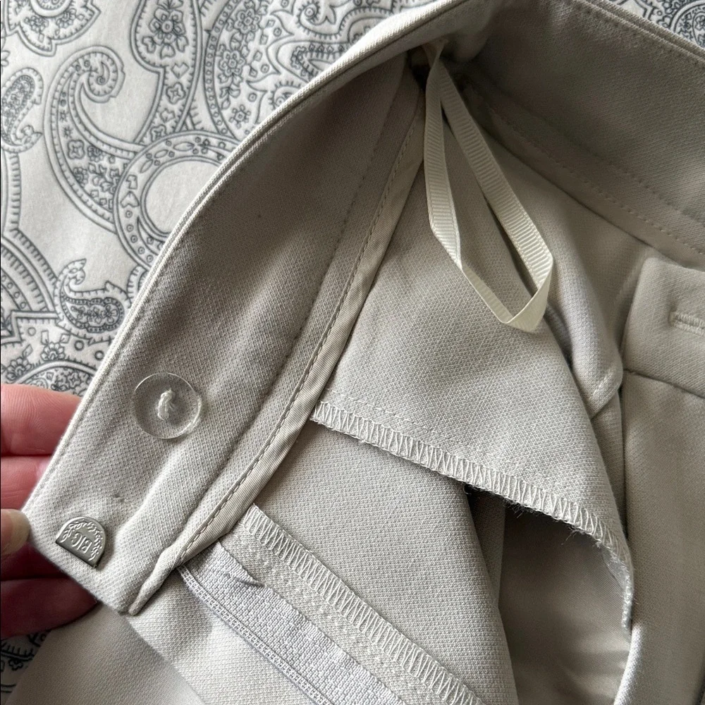 12STOREEZ Cream Pleated Trousers - Picture 7 of 10